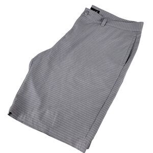 Travis Mathew 12" Shorts Mens 40 Gray White Stripe Stretch Performance Golf